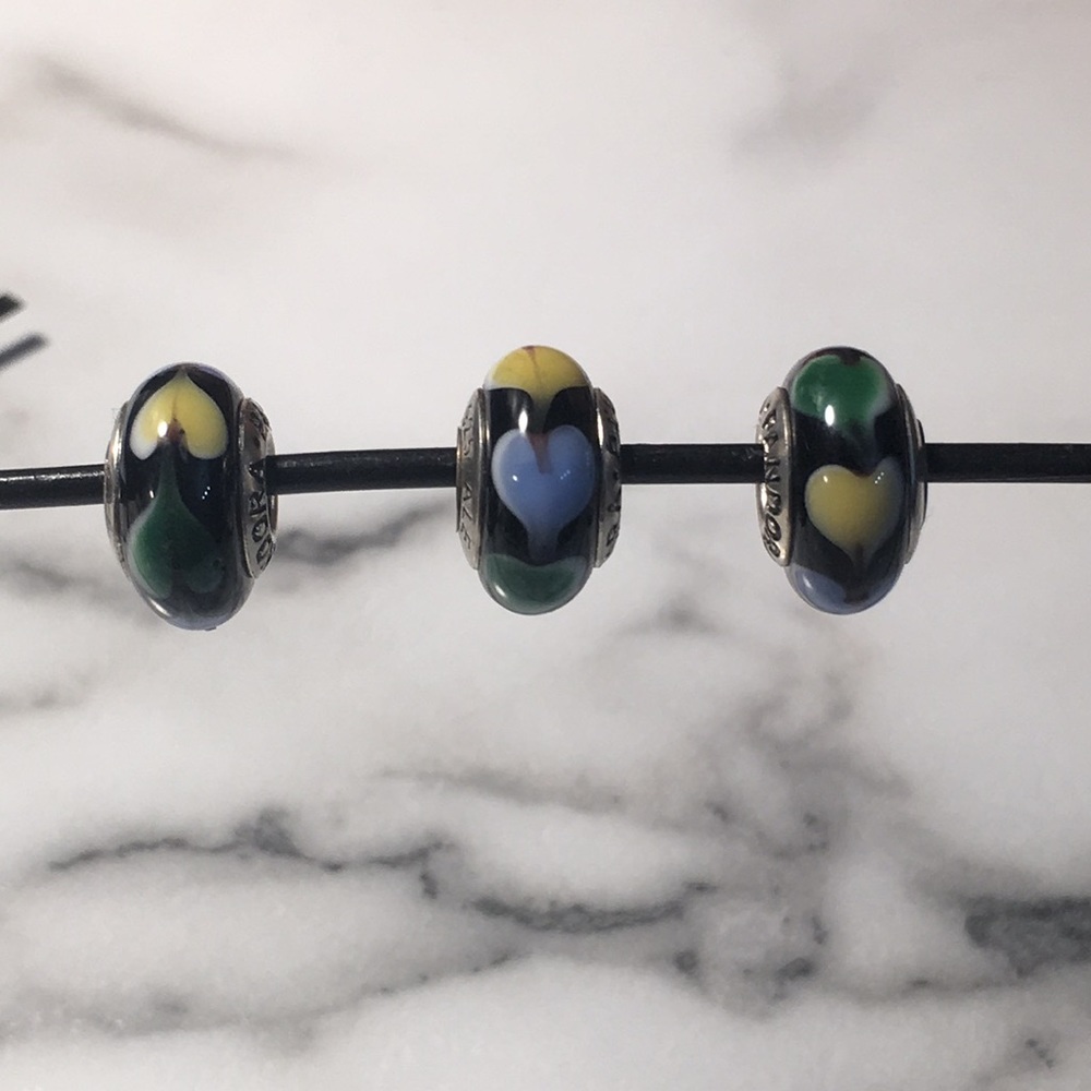 Authentic Pandora Charm - Picture 2 of 4